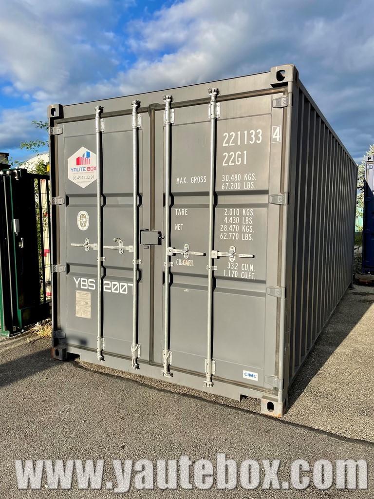 container stockage vue sur les portes gris foncé